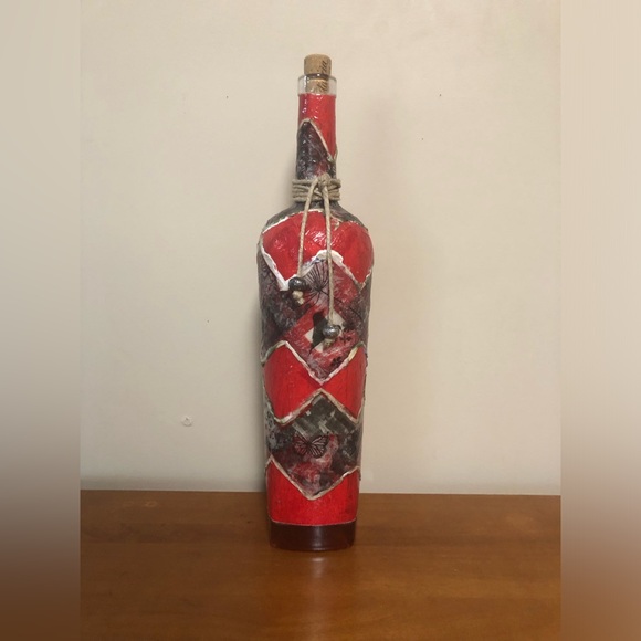 Handmade Glass Decorative Painted Red & Floral Patterned Patterned Vase - Picture 3 of 16